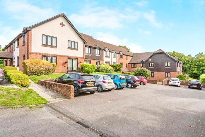 2 Bedroom Property To Rent In Havant Road, Waterlooville, PO8