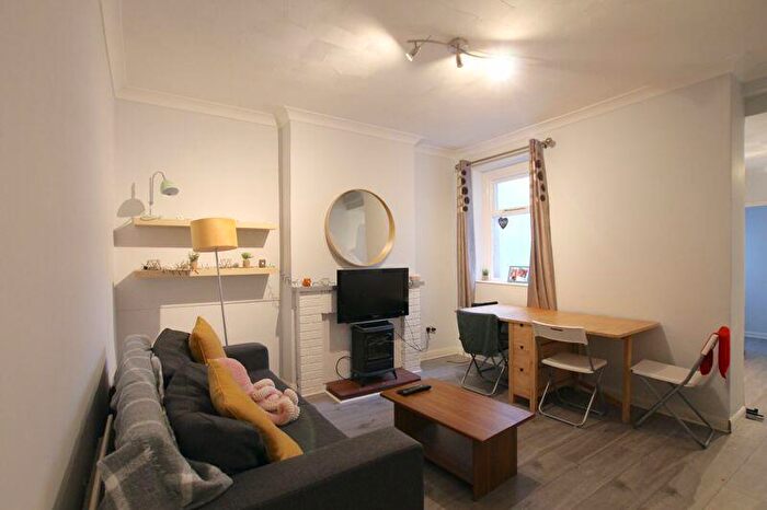 4 Bedroom Terraced House To Rent In Daniel Street, Cardiff, CF24