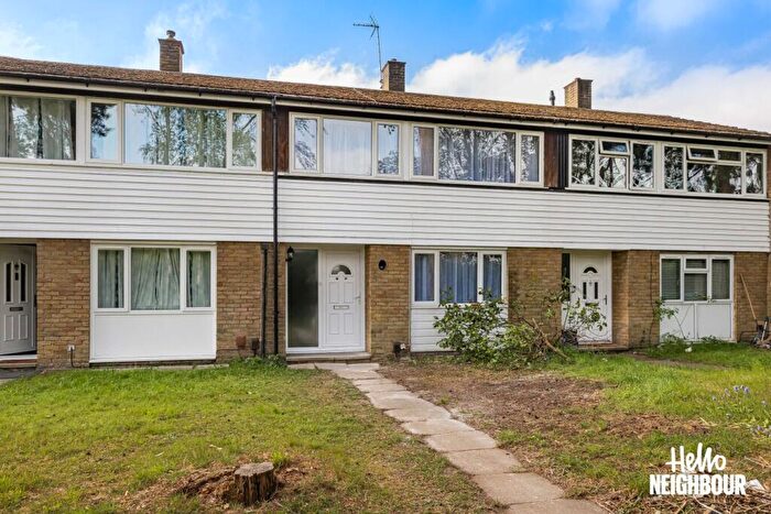 3 Bedroom Terraced House To Rent In Segsbury Grove, Bracknell, RG12