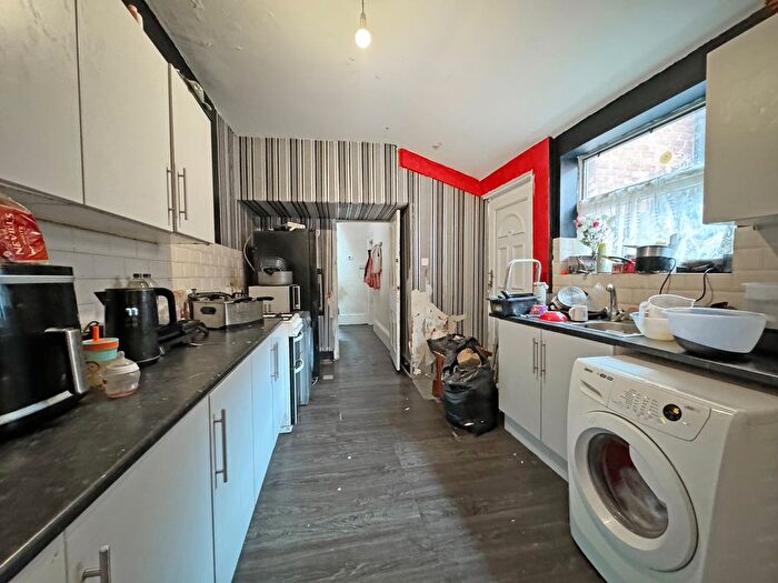 5 Bedroom End Of Terrace House For Sale In Milton Road, Hartlepool, TS26