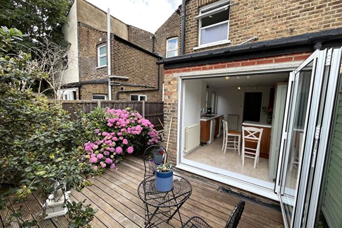 2 Bedroom Terraced House To Rent In Elderton Road, Sydenham, SE26