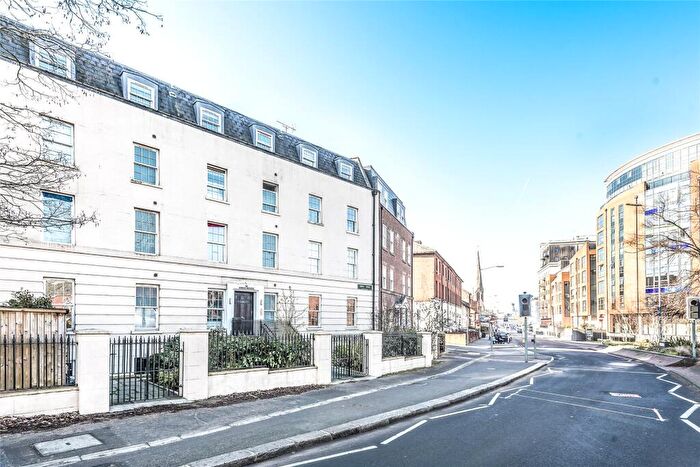 1 Bedroom Apartment To Rent In Kings Road, Reading, Berkshire, RG1