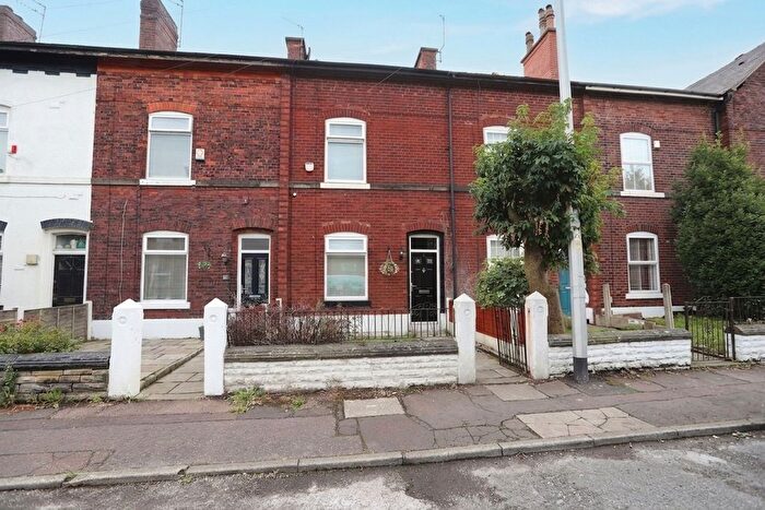 3 Bedroom Terraced House For Sale In Clarendon Street, Whitefield, M45
