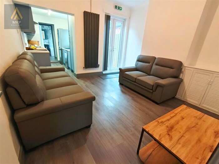 5 Bedroom Terraced House To Rent In Lottie Road, Birmingham, B29