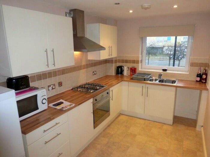 2 Bedroom Apartment To Rent In Barnsley Road, S5