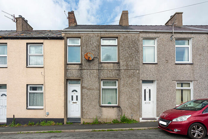 2 Bedroom Terraced House For Sale In Mountain Street, Caernarfon, Gwynedd, LL55