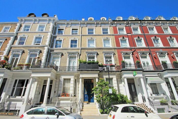 1 Bedroom Flat To Rent In Hogarth Road, London, SW5