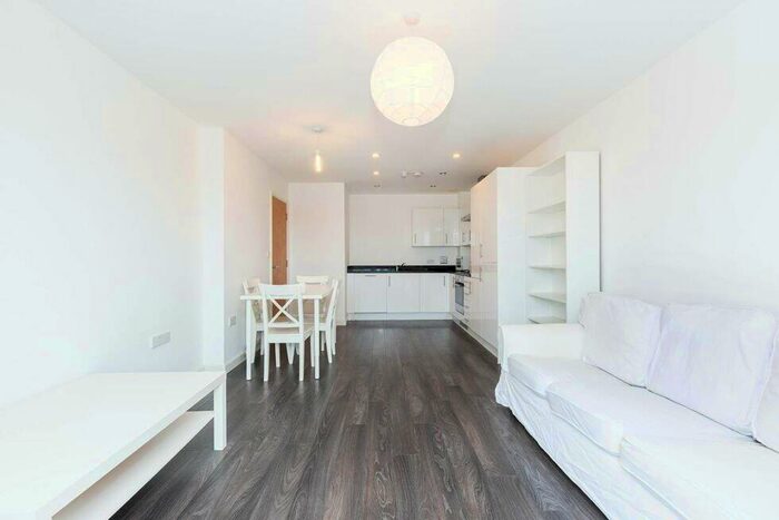 1 Bedroom Flat To Rent In New Clocktower Place, Caledonian Road, N7