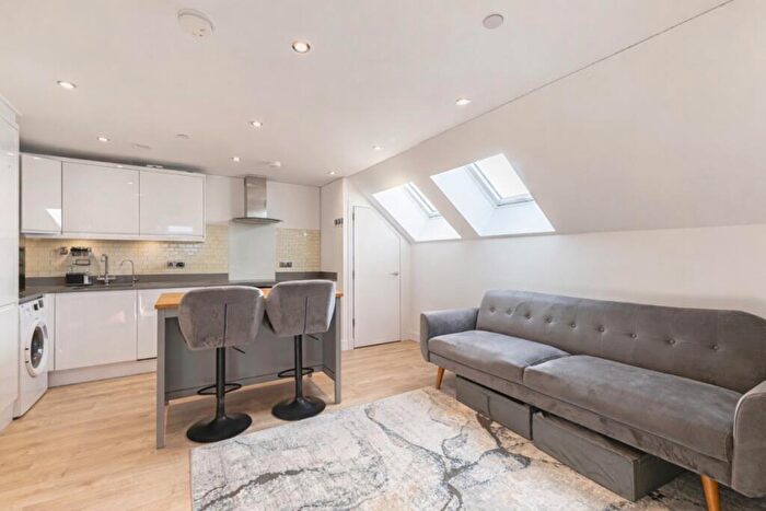 1 Bedroom Flat To Rent In Stanmore Hill Stanmore, HA7