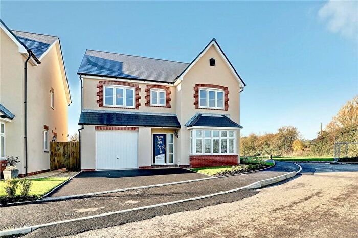 4 Bedroom Detached House For Sale In Blackmore Meadows, Stalbridge, Sturminster Newton, Dorset, DT10