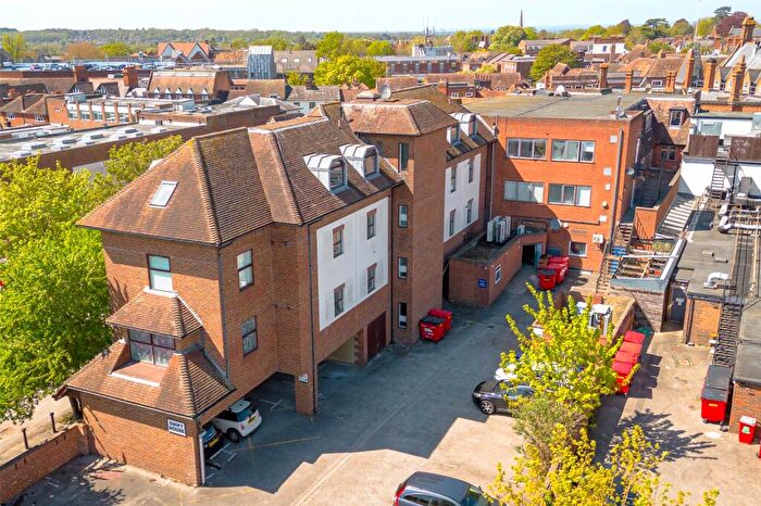 1 Bedroom Apartment For Sale In Market Place, Wokingham, Berkshire, RG40