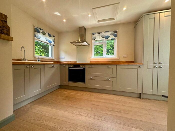 3 Bedroom Bungalow To Rent In Ebberly, Roborough, Winkleigh, EX19