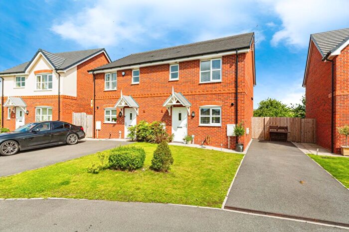 3 Bedroom Semi Detached House For Sale In Bodkin Drive, Preston, PR3