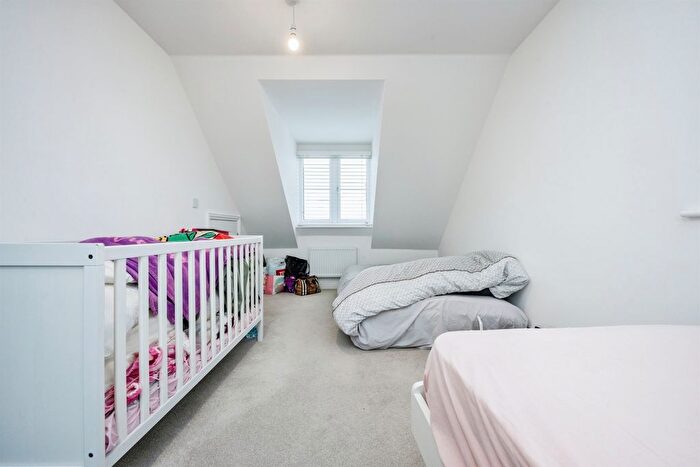 5 Bedroom Detached House For Sale In Corncroft Leys, Houghton Conquest, Bedford, MK45
