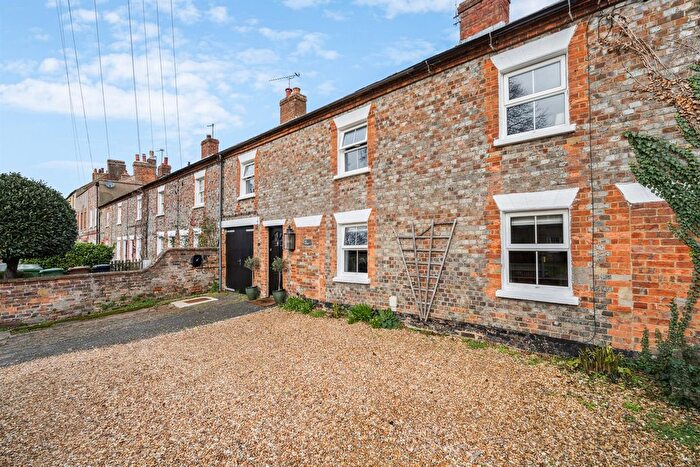 4 Bedroom Terraced House To Rent In Park Street, Thame, OX9