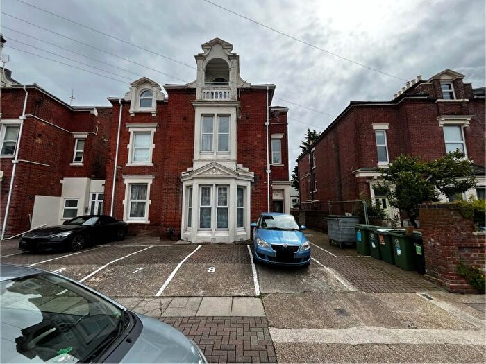 1 Bedroom Apartment To Rent In St. Andrews Road, Southsea, Hampshire, PO5
