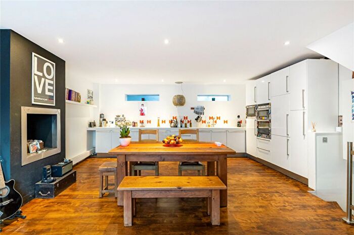 4 Bedroom Terraced House For Sale In Medfield Street, Putney, London, SW15