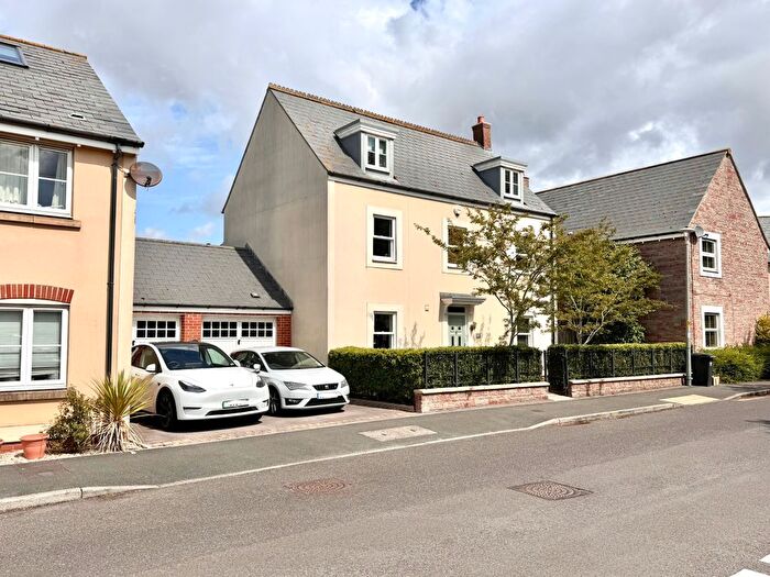 5 Bedroom Detached House For Sale In Phoenix Way, Portishead, BS20