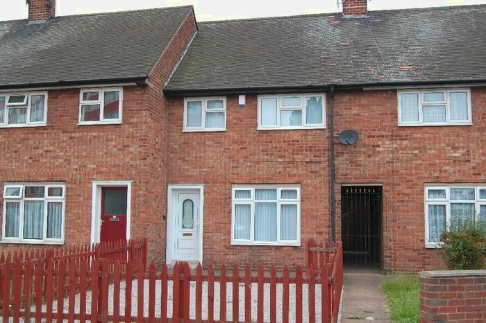 3 Bedroom Terraced House To Rent In Brodsworth Street, Hull, HU8