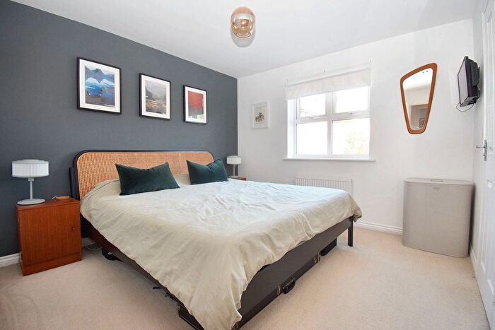 3 Bedroom End Of Terrace House For Sale In Bakers Crescent, Eastleigh, SO50