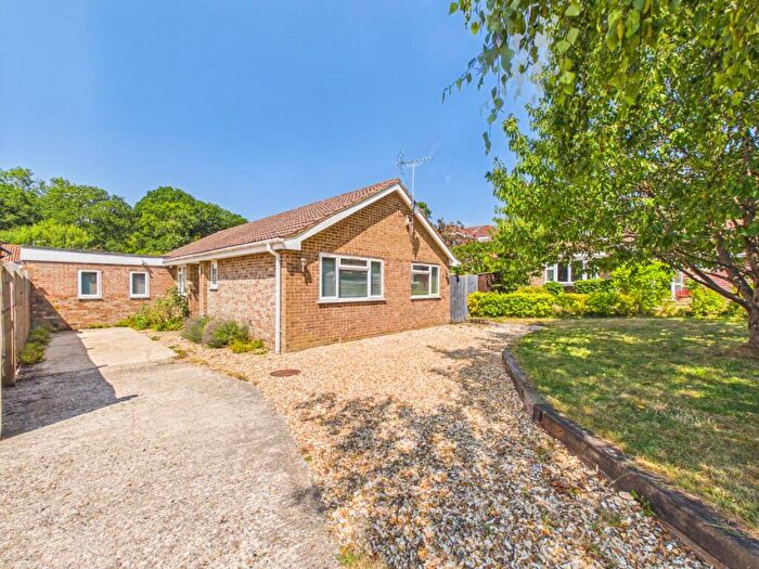 4 Bedroom Detached Bungalow To Rent In Elmers Way, Bransgore, Christchurch, BH23