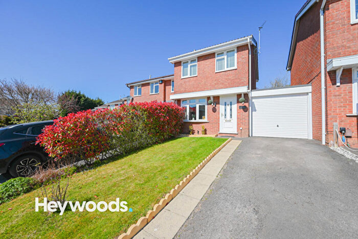 2 Bedroom Detached House For Sale In Darsham Gardens, Westbury Park, Newcastle-under-Lyme, Staffordshire, ST5