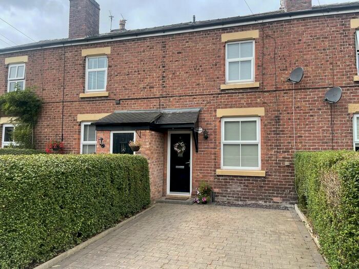 2 Bedroom Cottage To Rent In Woods Close, Haskayne, L39