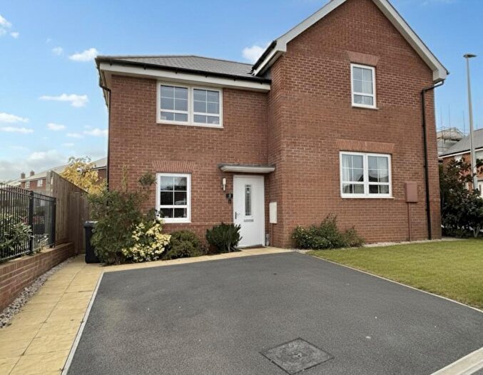 2 Bedroom Semi-Detached House For Sale In Loveridge Drive, Alphington, EX2