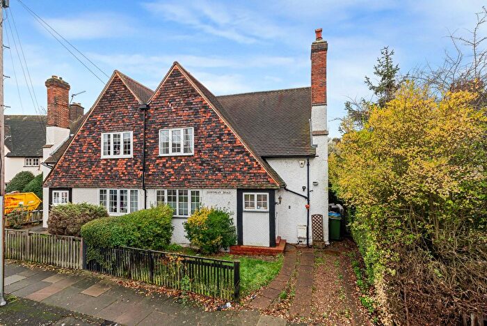 4 Bedroom Semi Detached House For Sale In Downman Road, Eltham, London, SE9