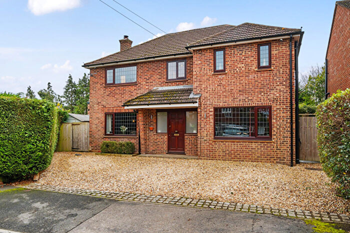 4 Bedroom Detached House For Sale In Orchard Close, Camberley, GU17