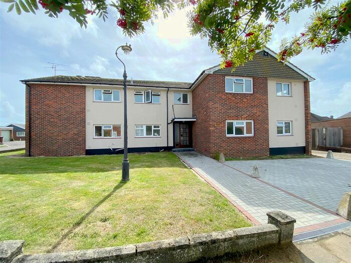 2 Bedroom Flat To Rent In Jasmine Court, Sea Lane Gardens, Ferring, Worthing, BN12