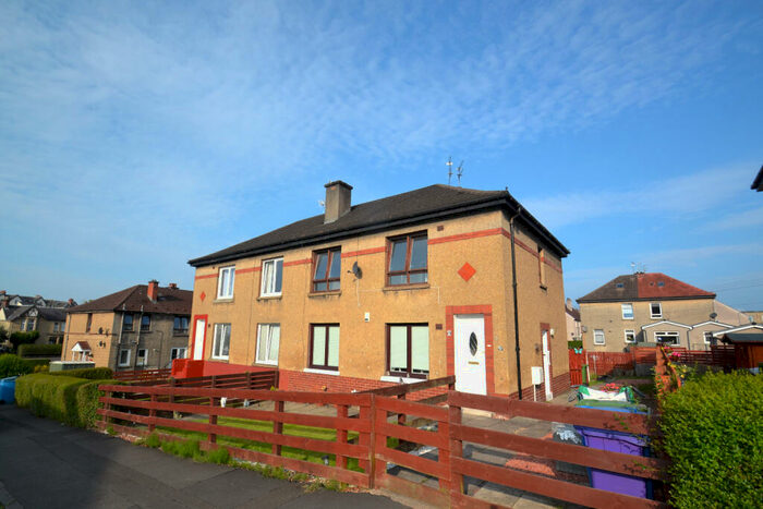 2 Bedroom Flat To Rent In Pitlochry Drive, Cardonald, G52