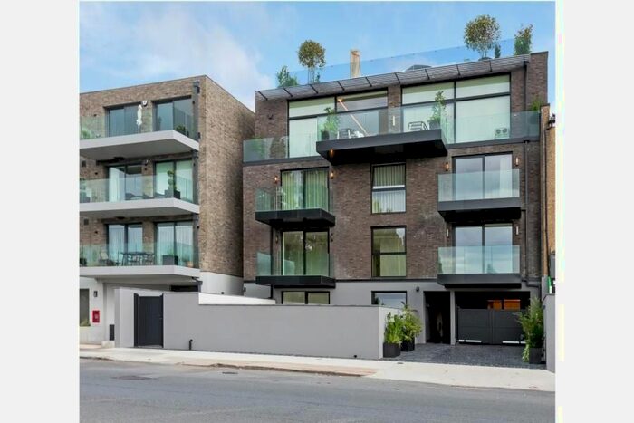 2 Bedroom Flat To Rent In Regents Park Road, Finchley, N3