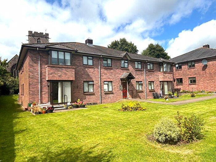 2 Bedroom Apartment For Sale In Priory Gardens, Abergavenny, NP7