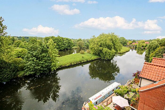 2 Bedroom Flat For Sale In Yare Court, Norwich, NR7