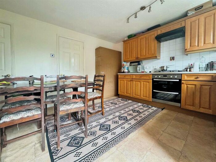 3 Bedroom House To Rent In Gilbert Road, Chafford Hundred, Grays, RM16