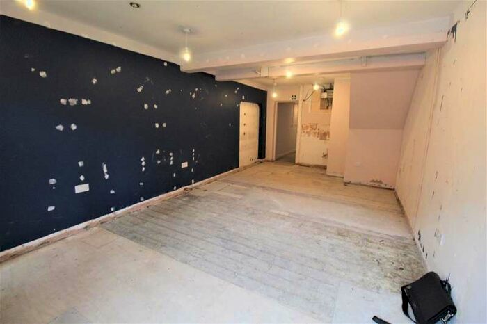 Commercial Shop To Rent In London Road, Grays, RM20