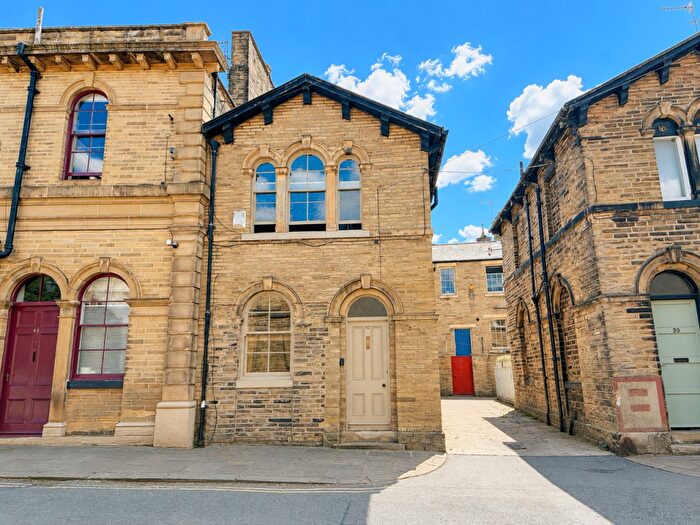 2 Bedroom Terraced House For Sale In Caroline Street, Saltaire, BD18
