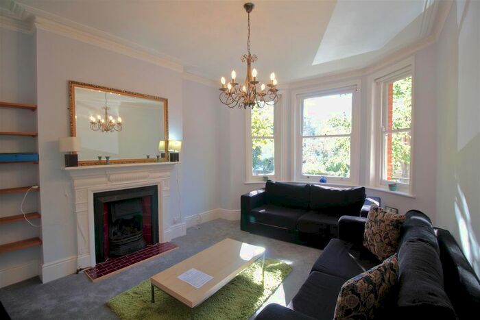 3 Bedroom Flat To Rent In Wymering Mansions, Wymering Road, Maida Vale, W9
