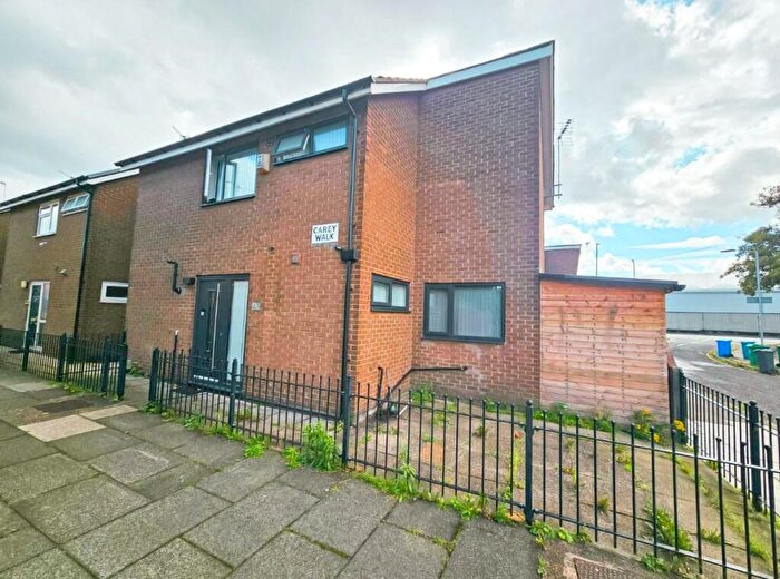3 Bedroom Terraced House For Sale In Carey Walk, Hulme, Manchester, M15