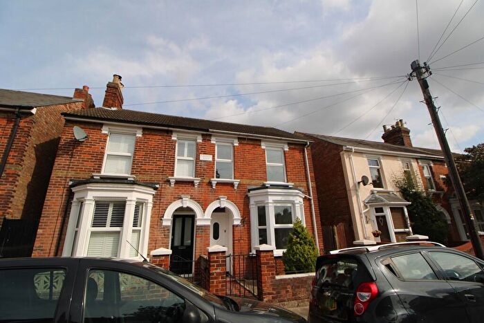 3 Bedroom Semi-Detached House To Rent In Beche Road, Colchester, CO2