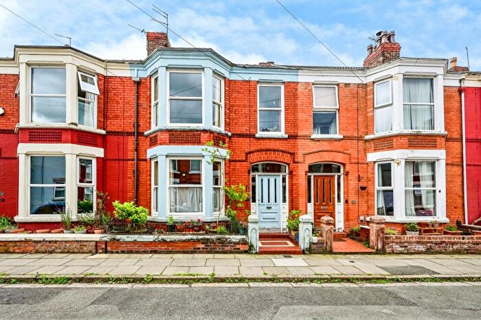 4 Bedroom Terraced House For Sale In Stalbridge Avenue, Liverpool, Merseyside, L18