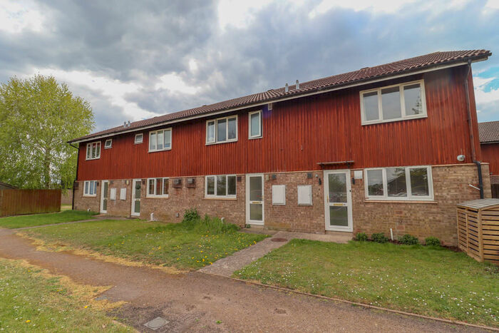 2 Bedroom Terraced House To Rent In Newmarket, CB8