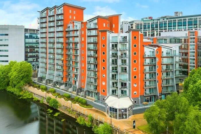 2 Bedroom Apartment To Rent In Whitehall Quay, LS1