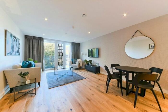 2 Bedroom Flat To Rent In Palace View, Lambeth High Street, SE1