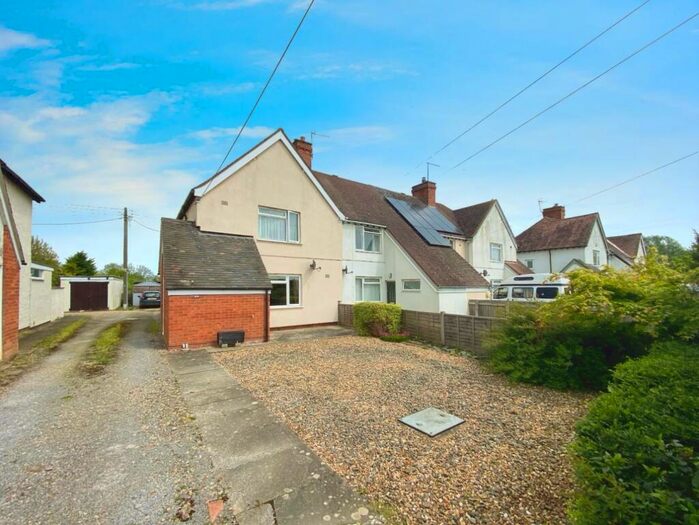 3 Bedroom End Of Terrace House For Sale In Broad Marston Road, Pebworth, CV37