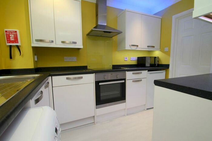 4 Bedroom House To Rent In Edenbridge House, Canterbury, CT1