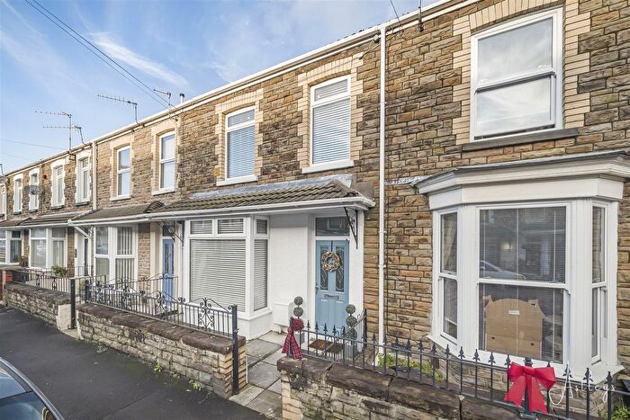 3 Bedroom Terraced House For Sale In Leonard Street, Neath, SA11