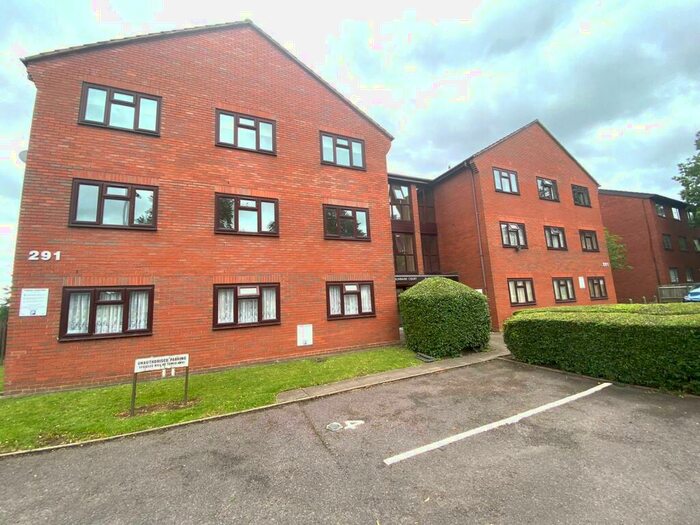 2 Bedroom Maisonette To Rent In Elmdon Court, Yardley Green Road, B9