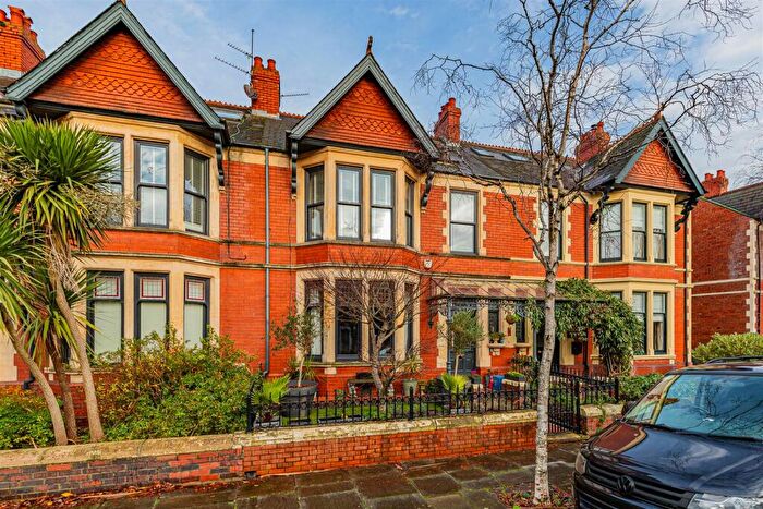 5 Bedroom Terraced House For Sale In Kimberley Road, Penylan, Cardiff, CF23